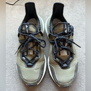 Men’s Adidas parley 8.5. Wore only a few times.